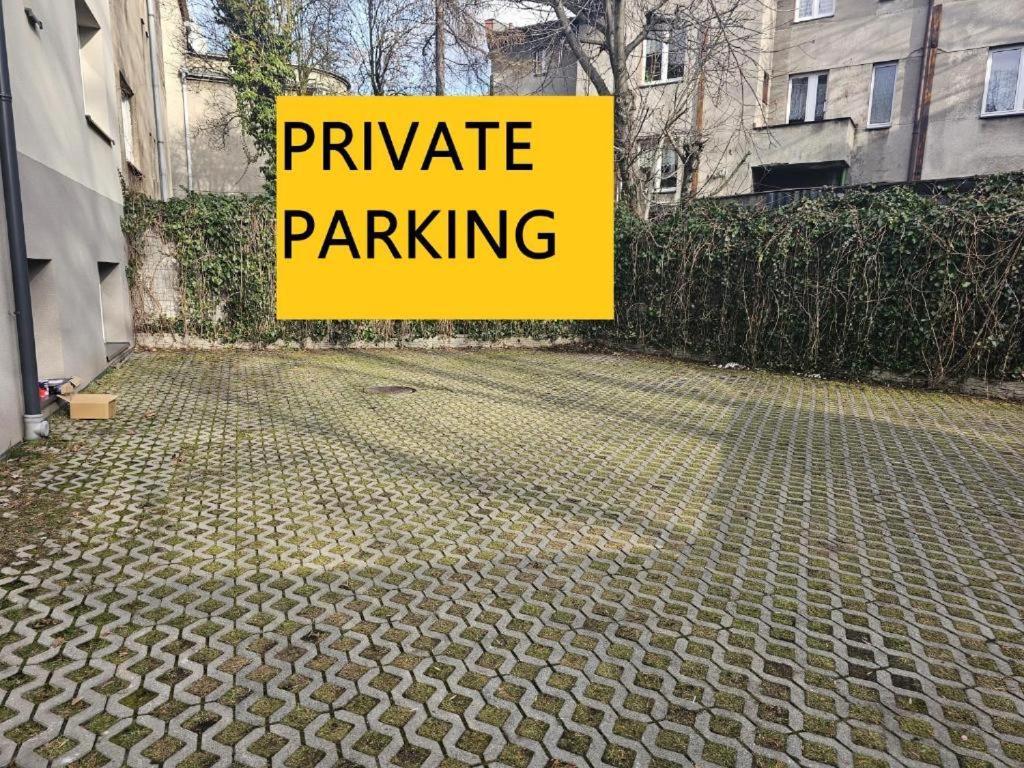 Urban Apartments Cosy No 4, Free Private Parking, Self Check-In Хожув Экстерьер фото